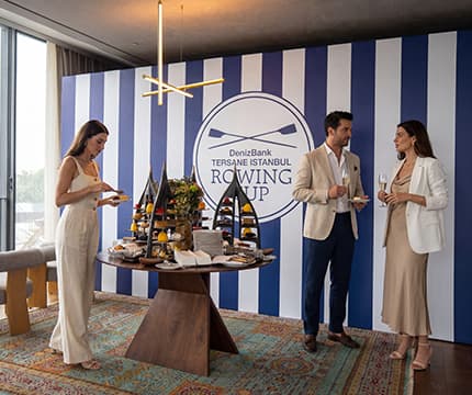 896628268-suite_lounge-430x360px-2.jpg